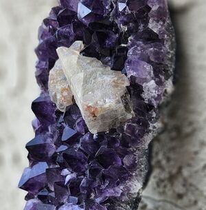 Amethyst Crystal Cluster Home Accent... Unique...9.5inchx5.5 Inch..6.7lbs...uniq